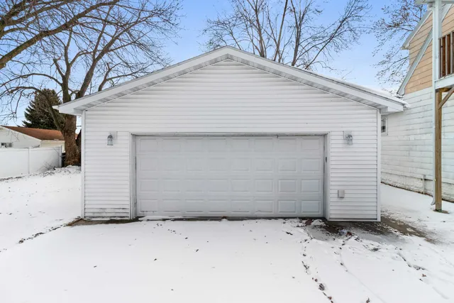 $259,900 | 1430 North Graceland Avenue, Appleton, WI 54911