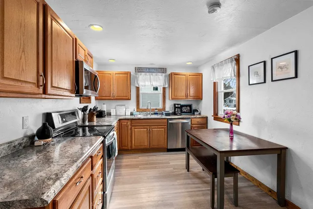 $259,900 | 1430 North Graceland Avenue, Appleton, WI 54911