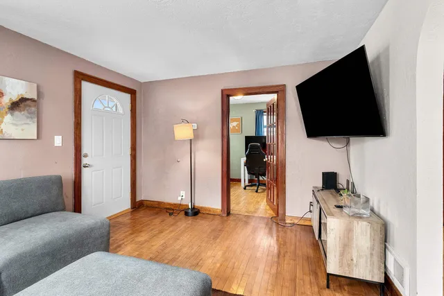 $259,900 | 1430 North Graceland Avenue, Appleton, WI 54911