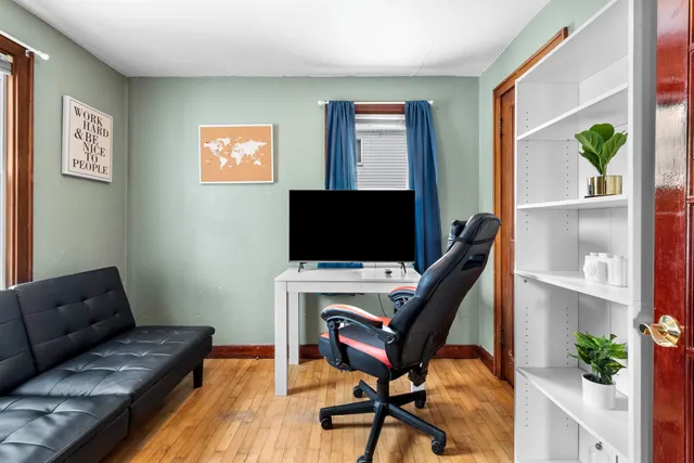 $259,900 | 1430 North Graceland Avenue, Appleton, WI 54911