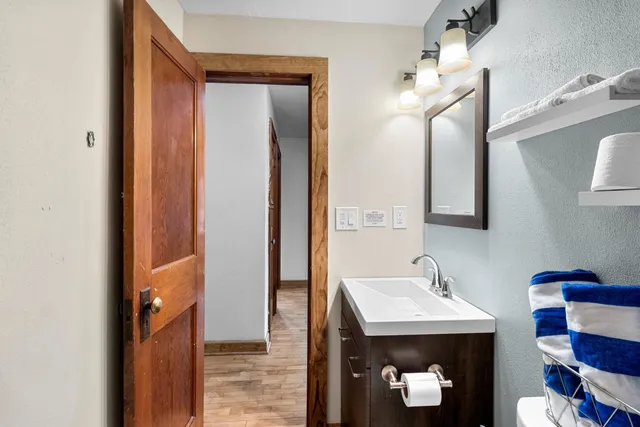 $259,900 | 1430 North Graceland Avenue, Appleton, WI 54911