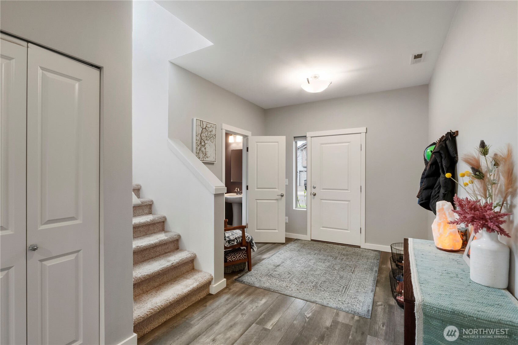 329 South Spruce Street Buckley, WA 98321 - Photo 4 of 36 a view of entryway and kitchen