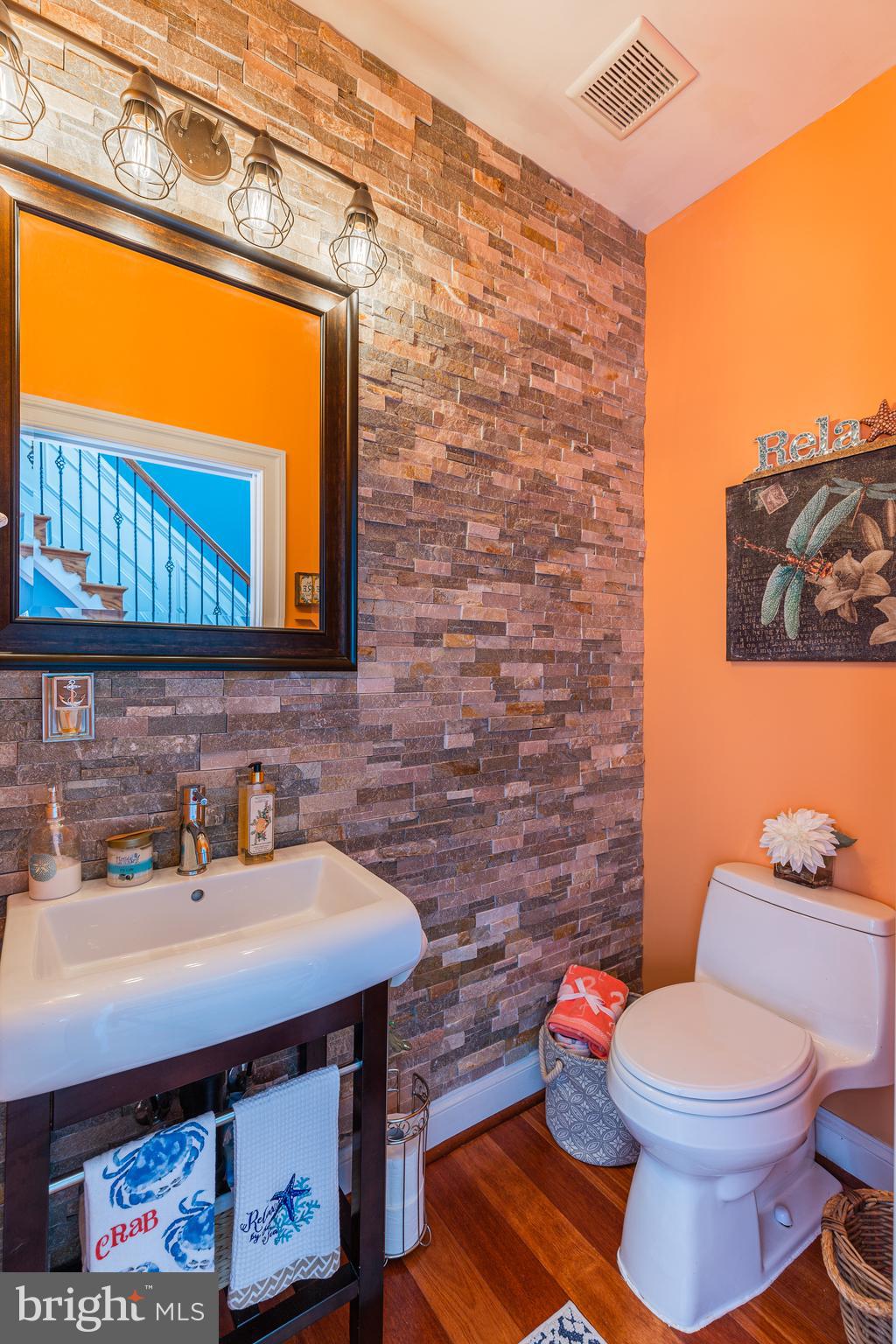 408 Beach Road Arnold, MD 21012 - Photo 8 of 80 Gallery Image 8