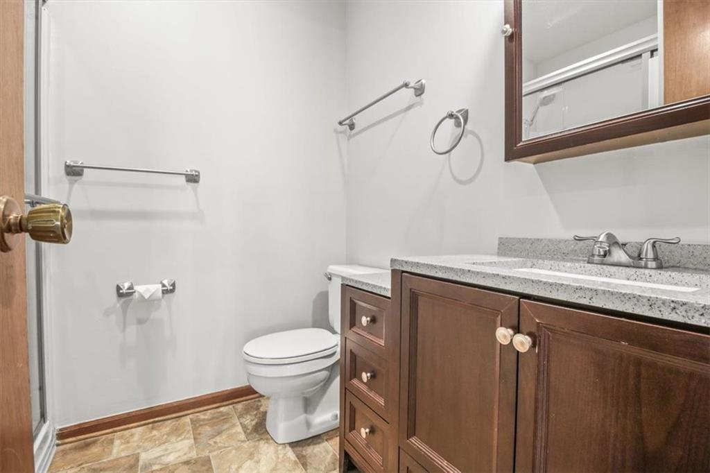 213 Southeast Ridgeview Drive Lee's Summit, MO 64063 - Photo 21 of 30