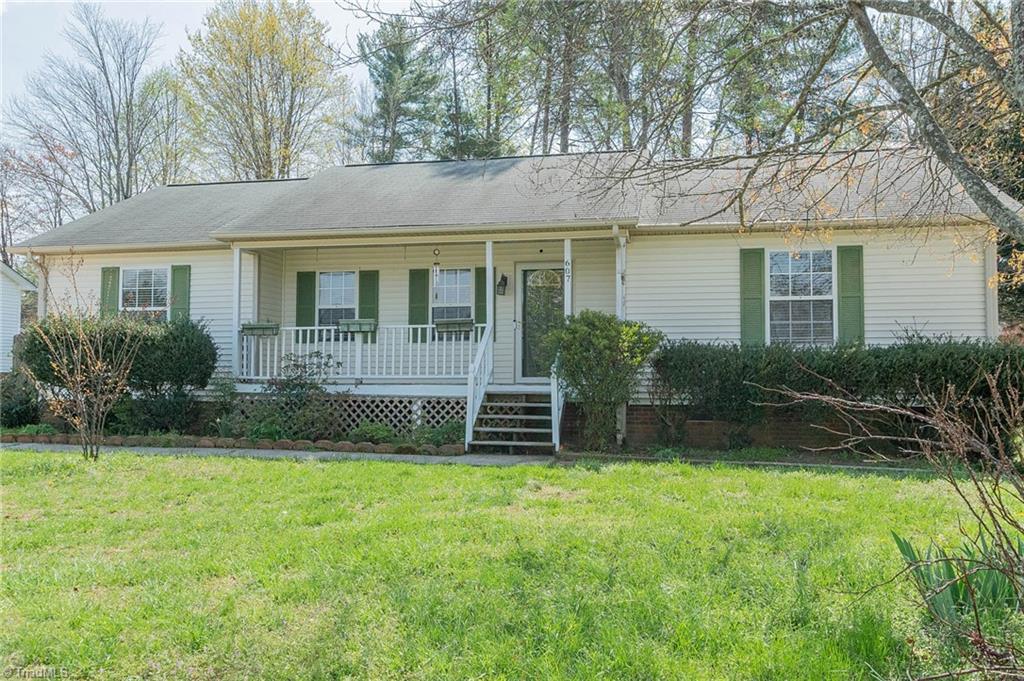 607 Ladford Lane High Point, NC 27265 - Photo 1 of 30
