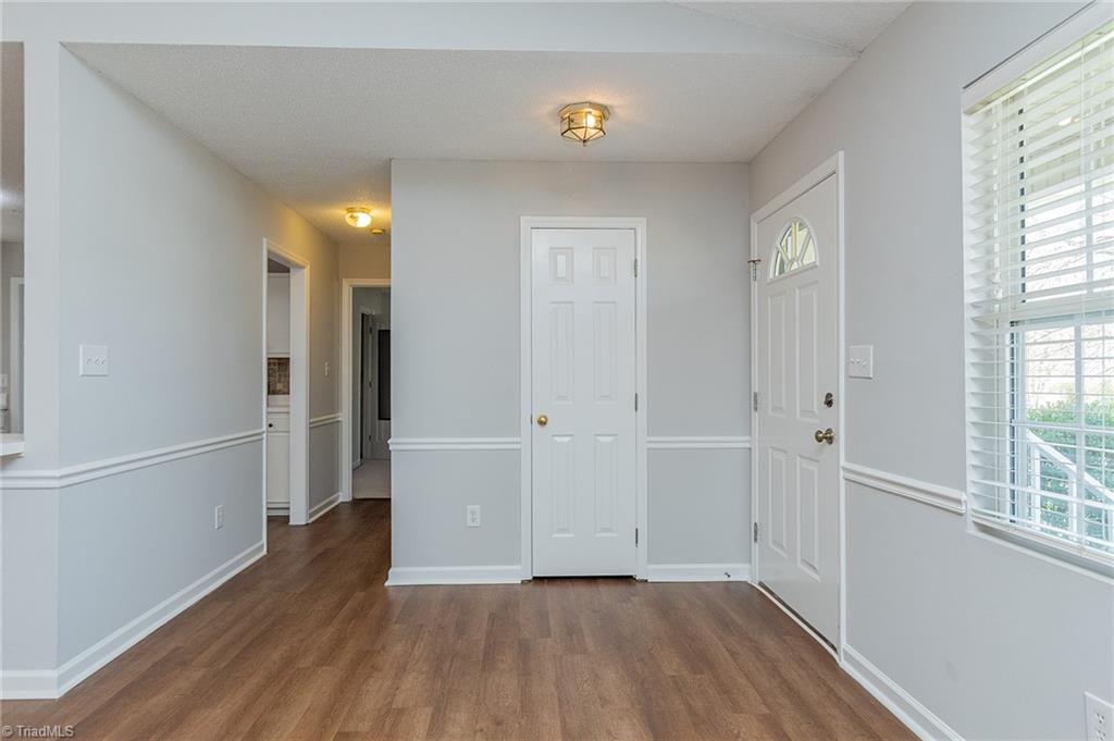 607 Ladford Lane High Point, NC 27265 - Photo 4 of 30