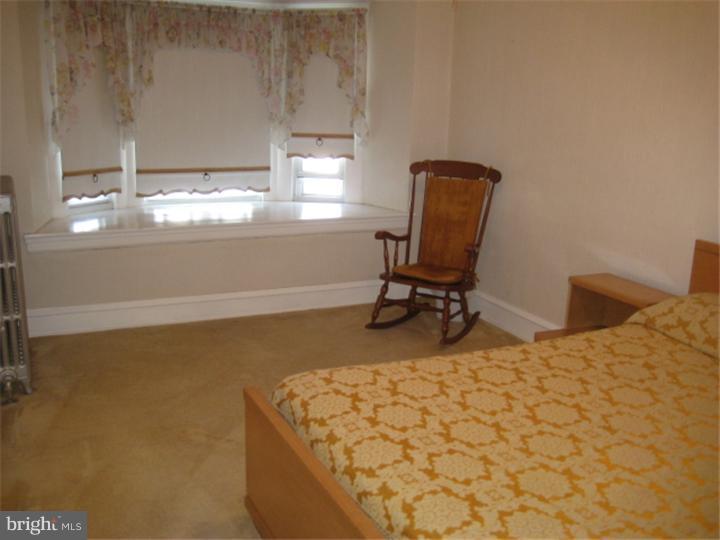5940 Frontenac Street Philadelphia, PA 19149 - Photo 17 of 24 Bedroom - Main