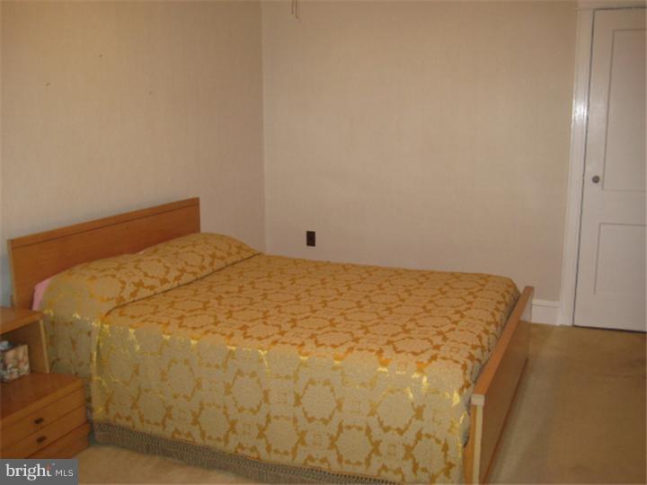 5940 Frontenac Street Philadelphia, PA 19149 - Photo 18 of 24 Bedroom - Main