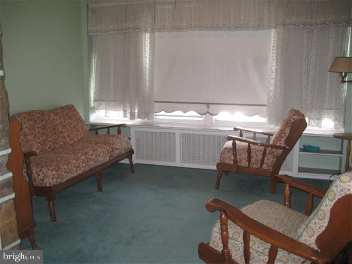 5940 Frontenac Street Philadelphia, PA 19149 - Photo 5 of 24 Enclosed Porch