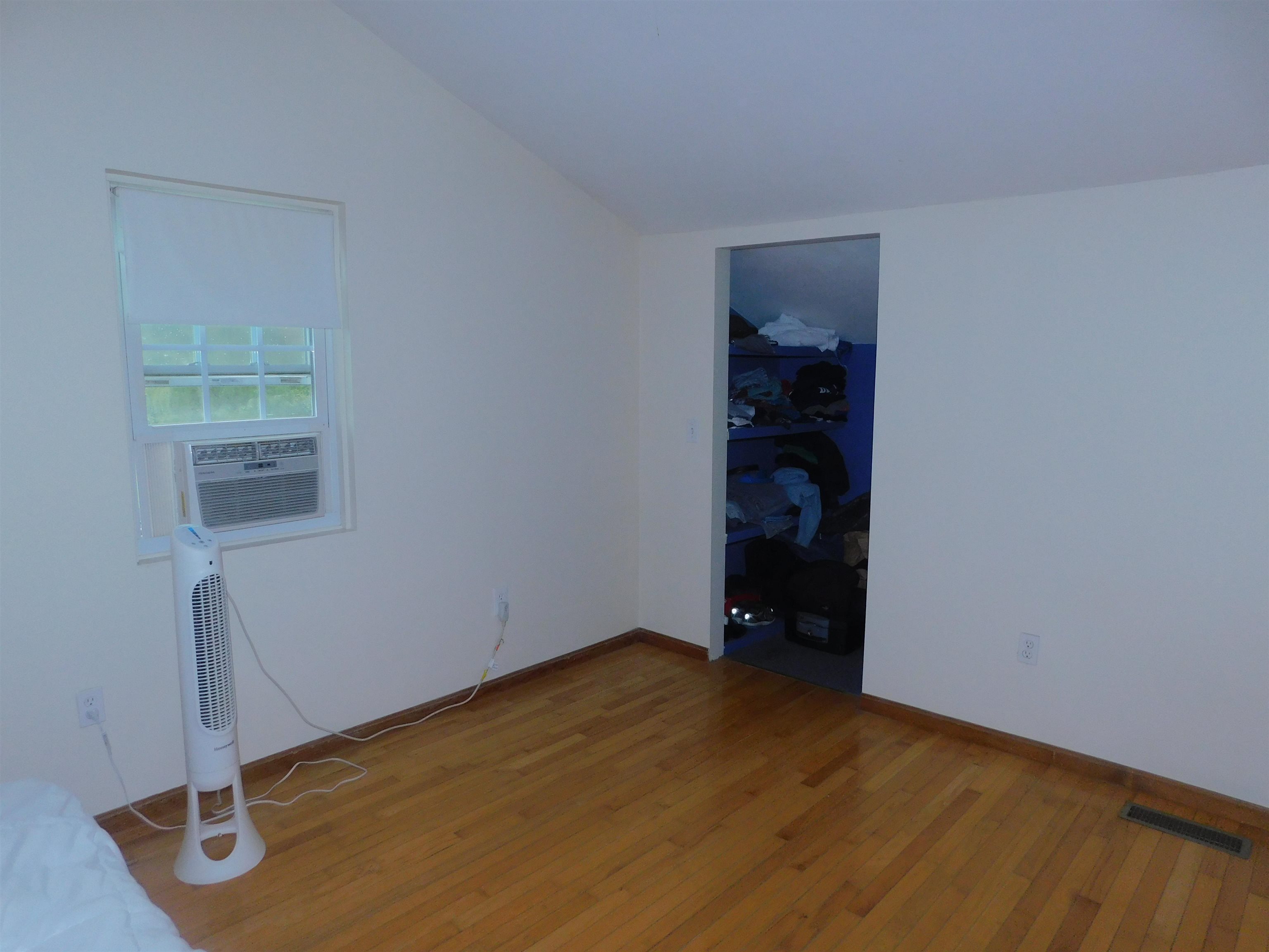 329 1/2 Main Dunstable Road Nashua, NH 03062 - Photo 14 of 37 Gallery Image 14
