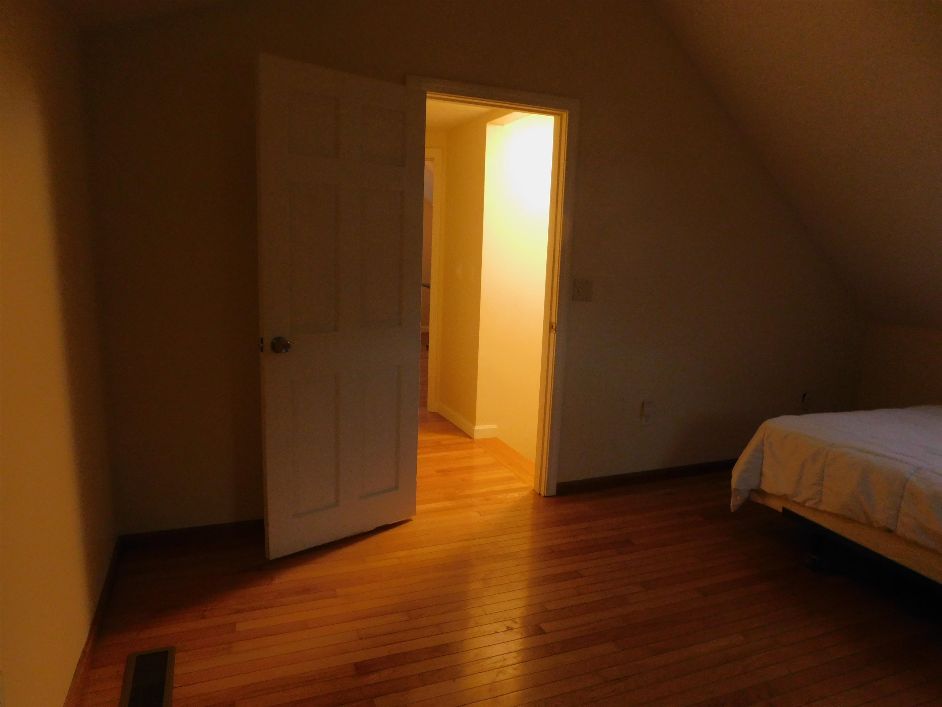 329 1/2 Main Dunstable Road Nashua, NH 03062 - Photo 15 of 37 Gallery Image 15