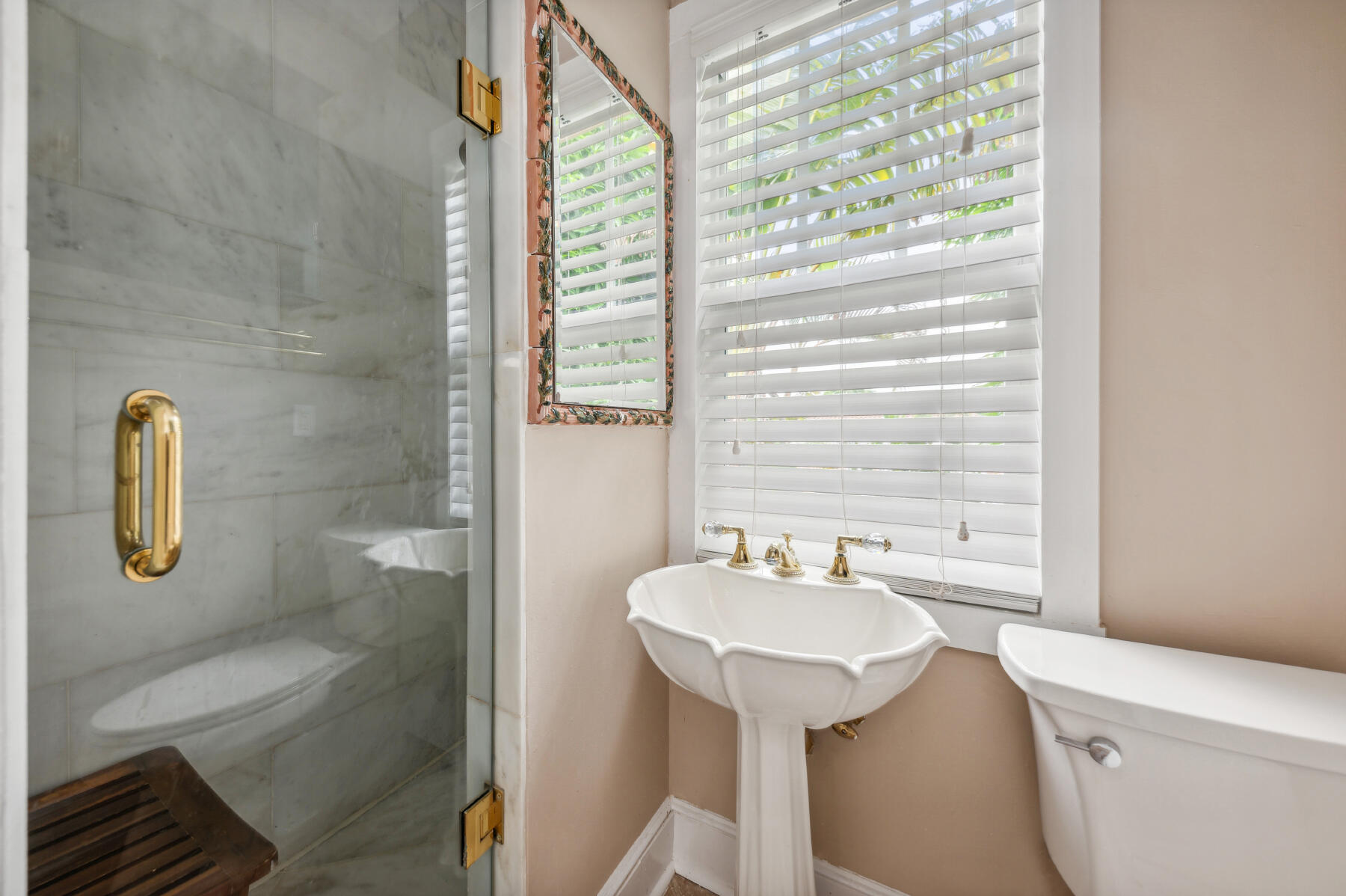 221 Westminster Road West Palm Beach, FL 33405 - Photo 16 of 25 12