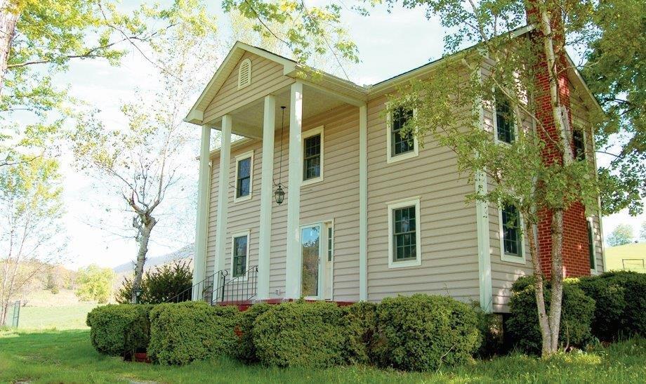 3701 Frontage Road Buchanan, VA 24066 - Photo 1 of 10 Front of Home
