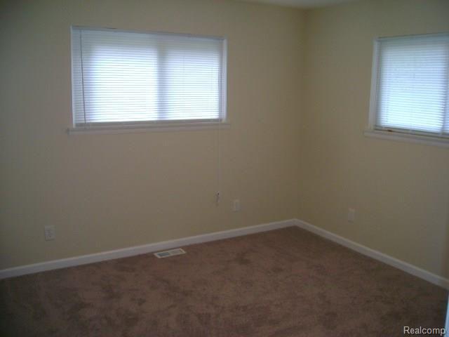 3525 Samuel Avenue Rochester Hills, MI 48309 - Photo 16 of 18
