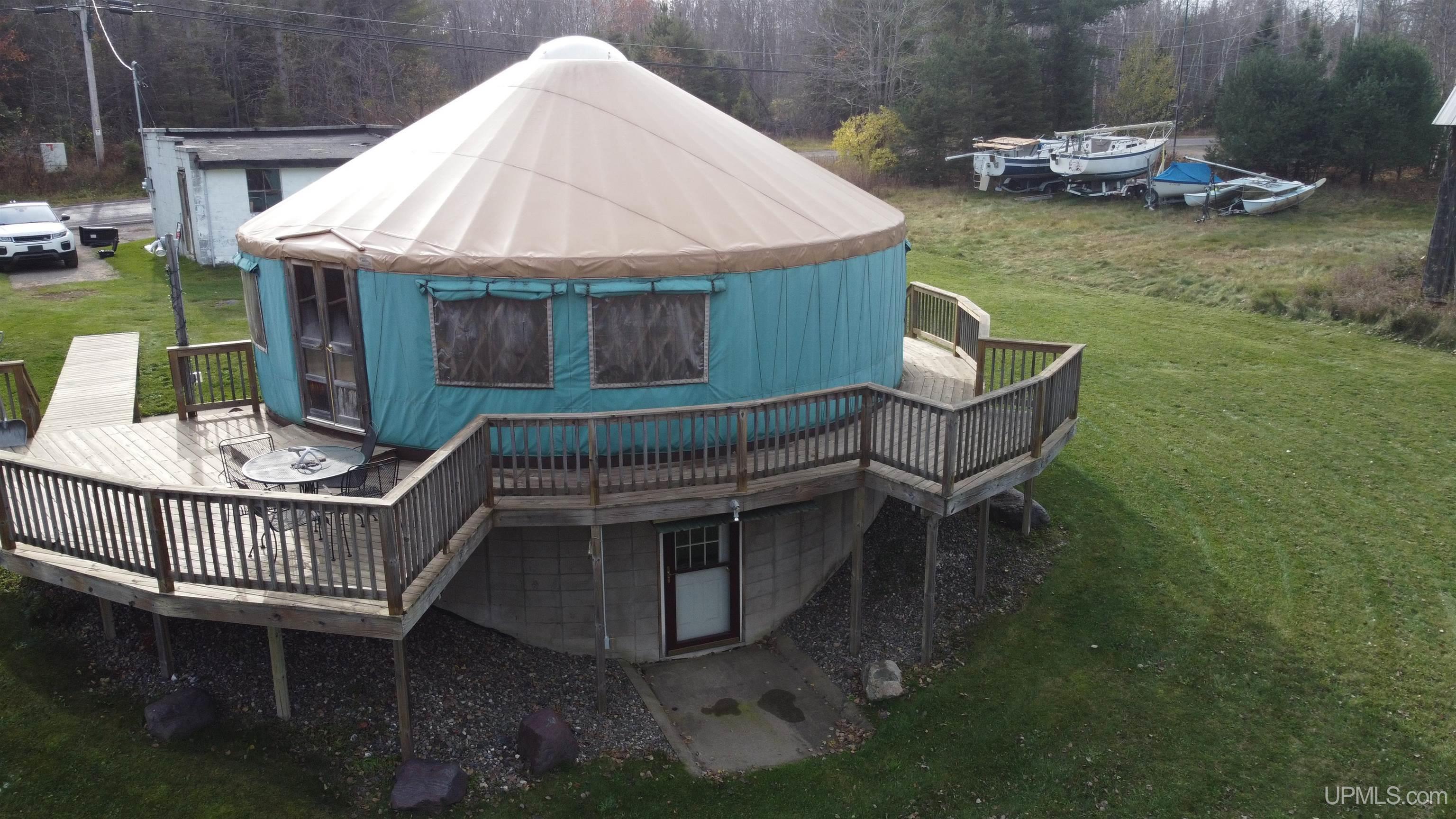 5040 County Road 581 Ishpeming, MI 49849 - Photo 4 of 24