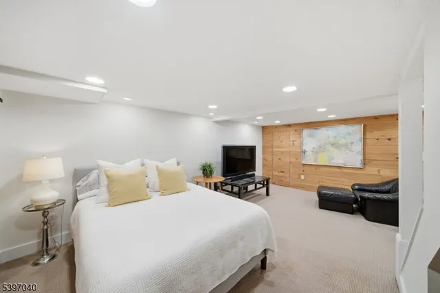 $799,000 | 423 Essex Avenue, Boonton, NJ 07005