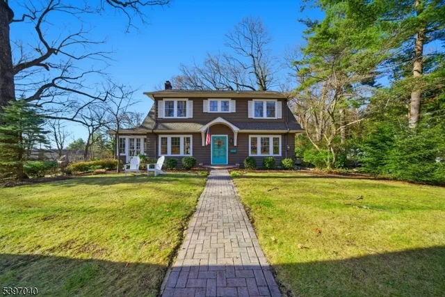 $799,000 | 423 Essex Avenue, Boonton, NJ 07005