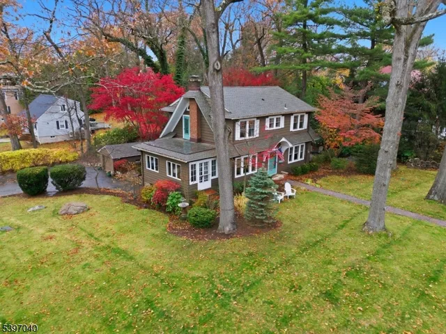 $799,000 | 423 Essex Avenue, Boonton, NJ 07005