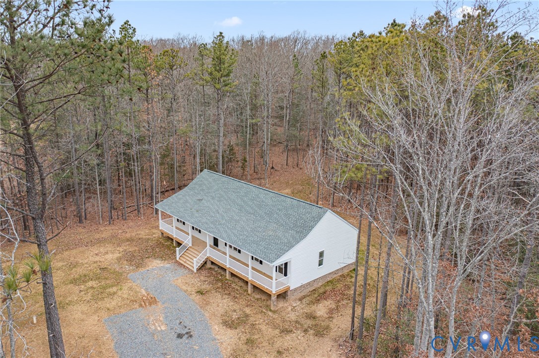 5132 Sunnyside Road Tappahannock, VA 22560 - Photo 27 of 28 a view of a backyard