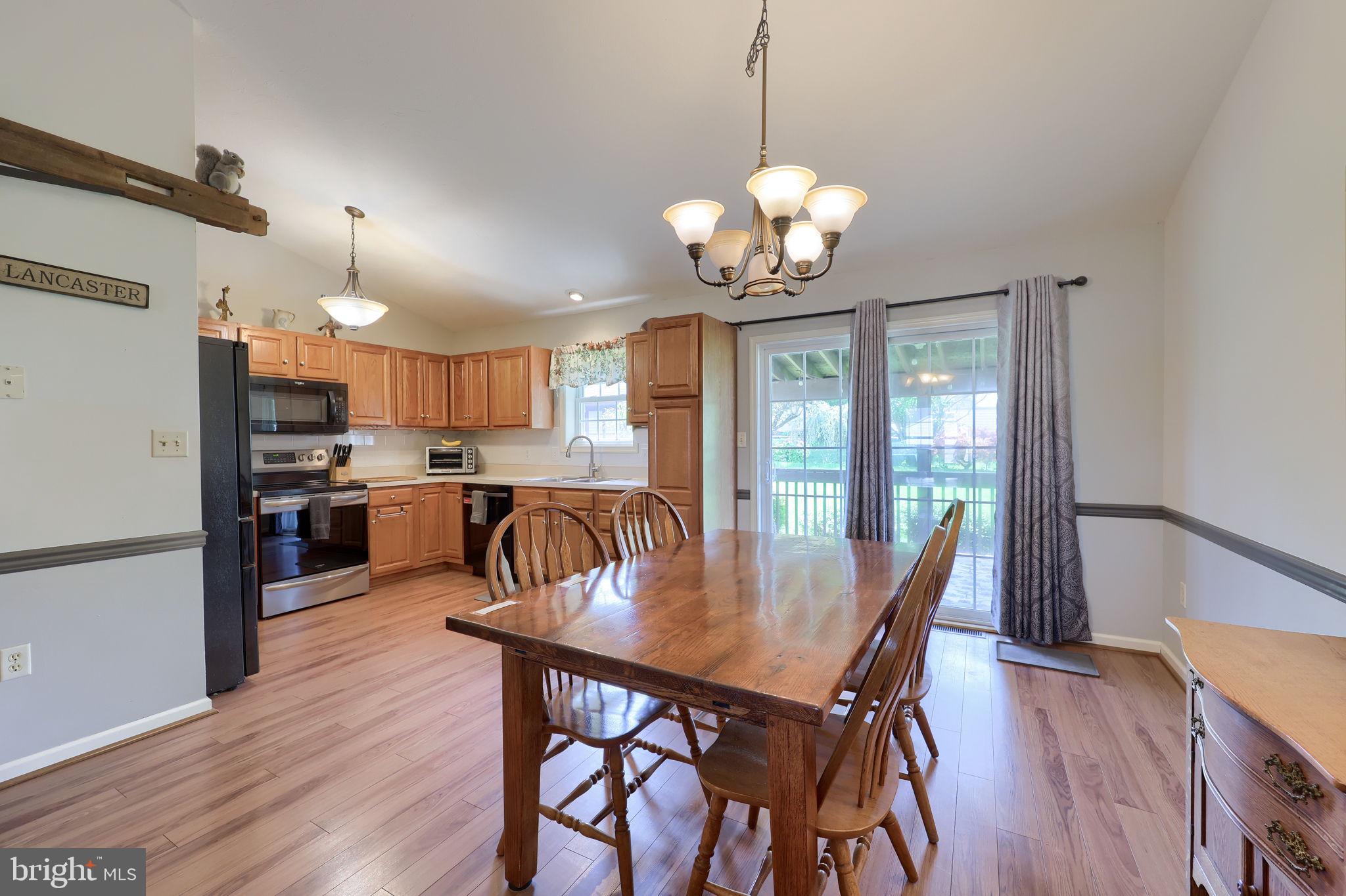 180 Hollow Road Reinholds, PA 17569 - Photo 6 of 34