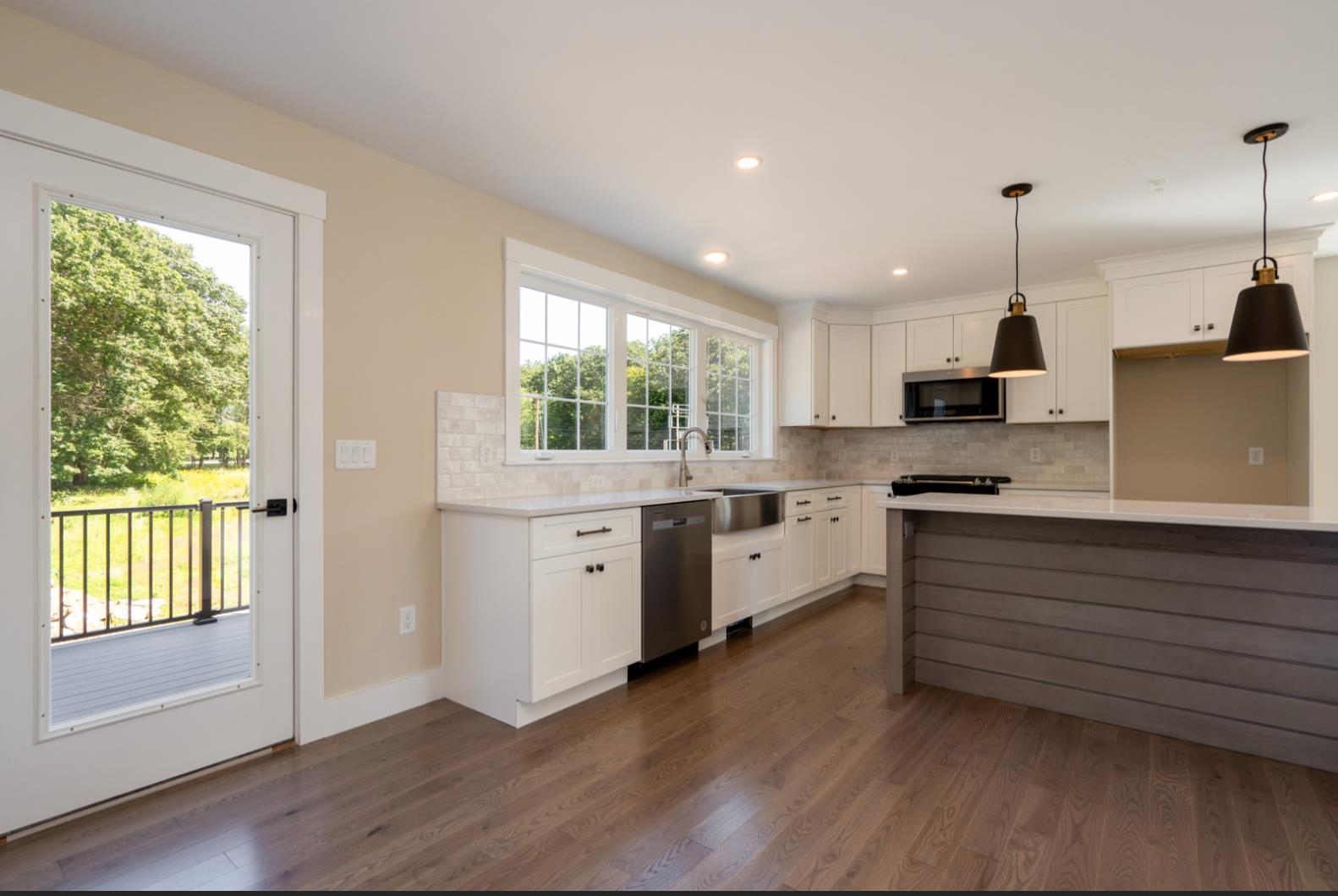 31 Thompson Road North Hampton, NH 03862 - Photo 5 of 26