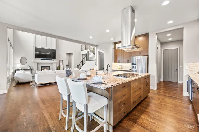 $1,400,000 | 3022 South Creek Pointe Lane, Eagle, ID 83616