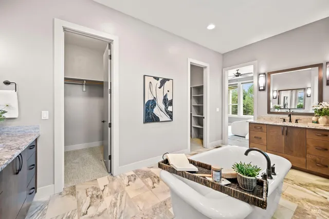 $1,400,000 | 3022 South Creek Pointe Lane, Eagle, ID 83616