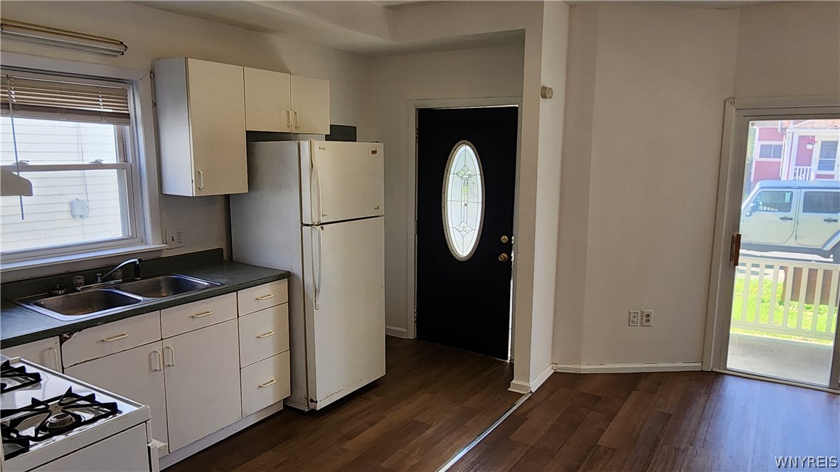 49 Amm Street Bradford, PA 16701 - Photo 3 of 14