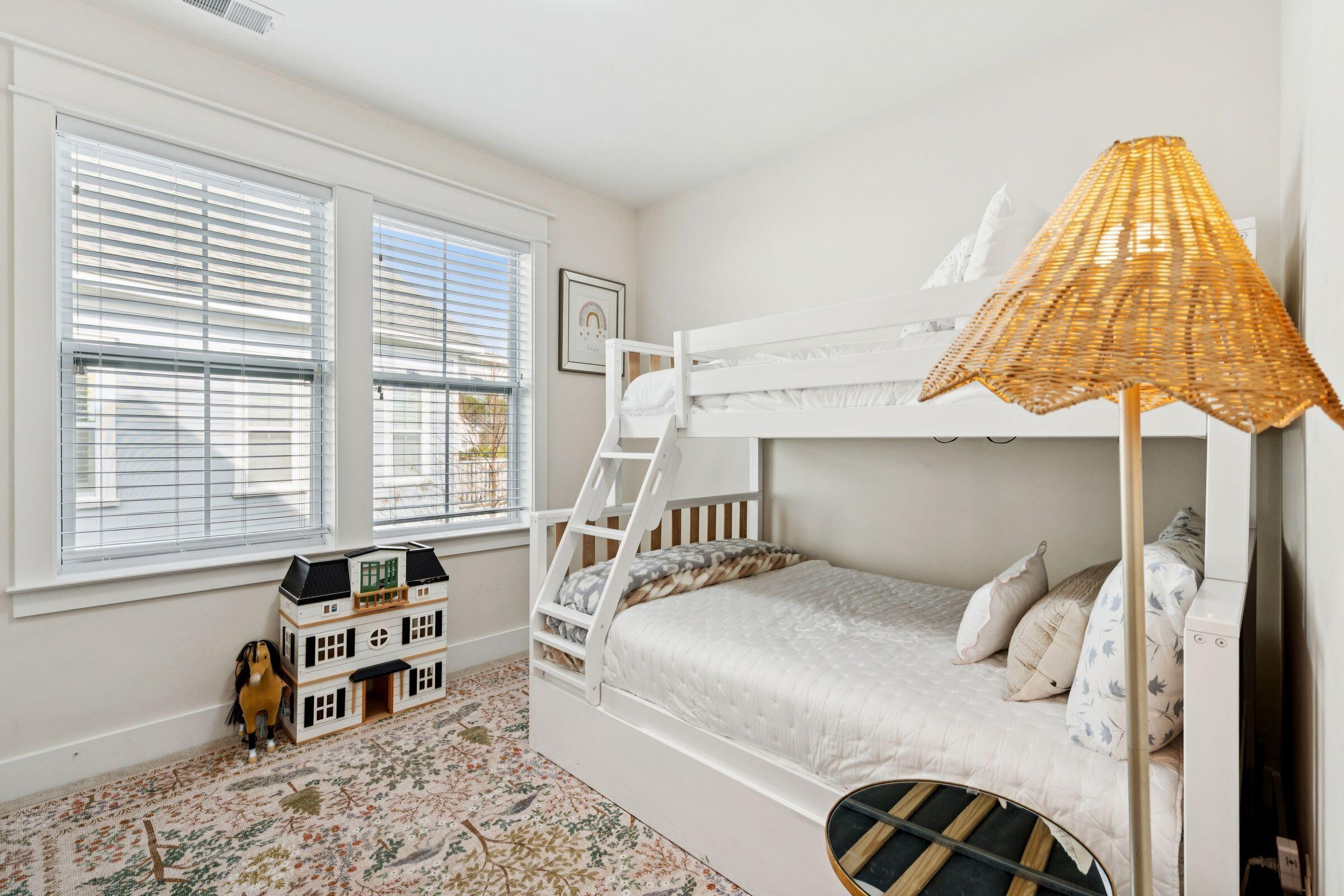 1580 Cranes Nest Road Mount Pleasant, SC 29466 - Photo 24 of 36 1580 upstairs bedroom