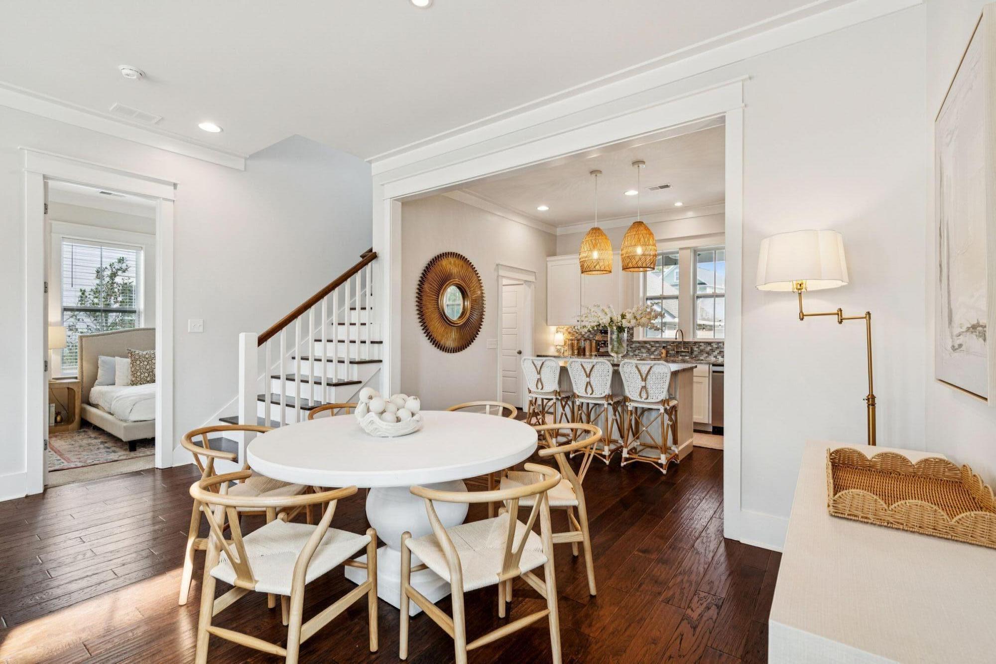 1580 Cranes Nest Road Mount Pleasant, SC 29466 - Photo 27 of 36 1580 dining 7