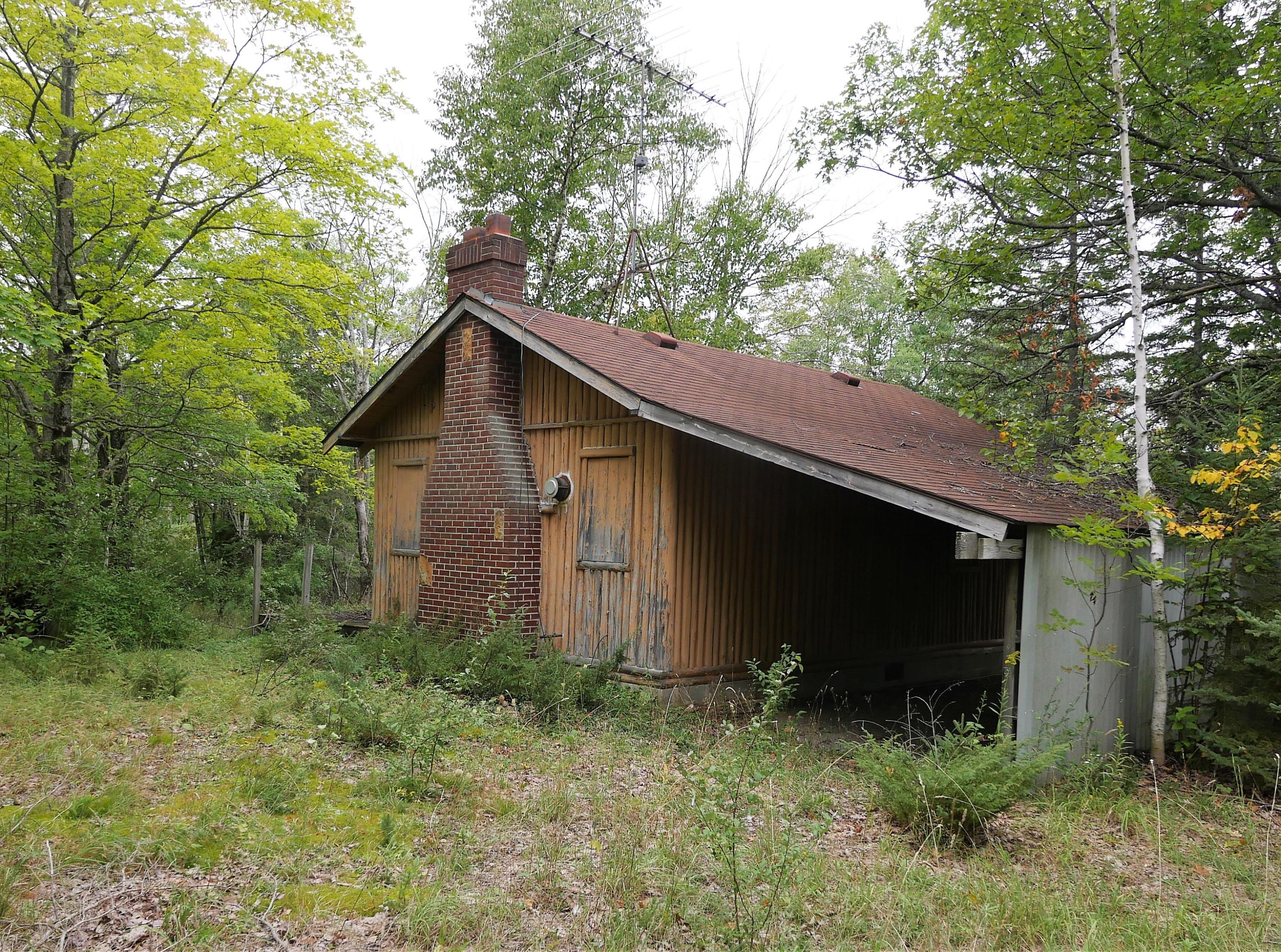 10074 Whiskey Point Road Presque Isle, MI 49777 - Photo 7 of 28 Gallery Image 7