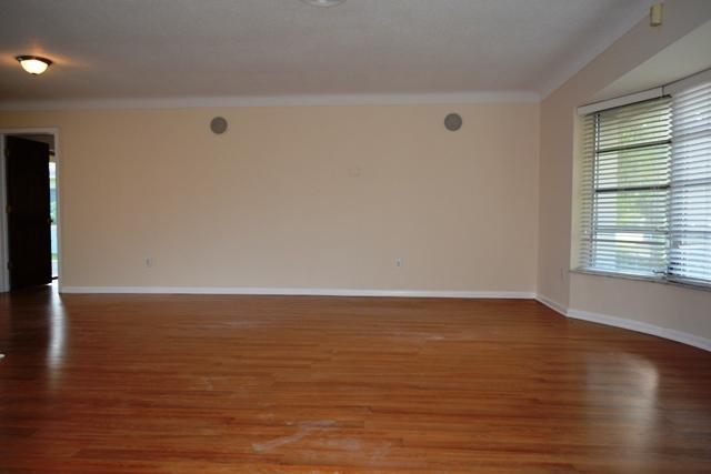 1041 Northwest 6th Street Boca Raton, FL 33486 - Photo 4 of 17 2015-10-08 09.36.15