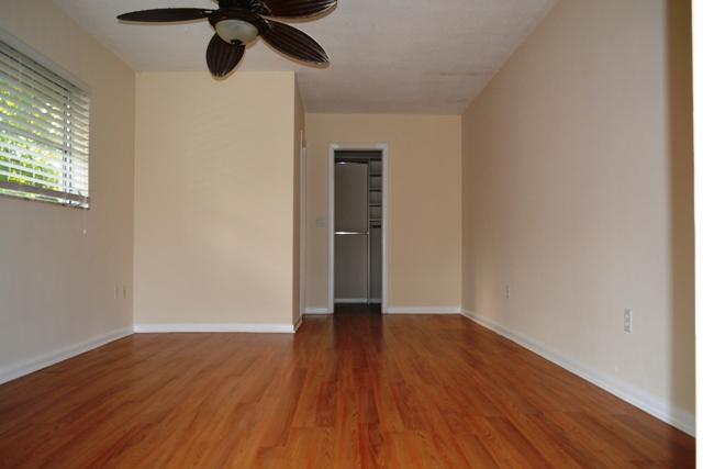 1041 Northwest 6th Street Boca Raton, FL 33486 - Photo 7 of 17 2015-10-08 09.37.27