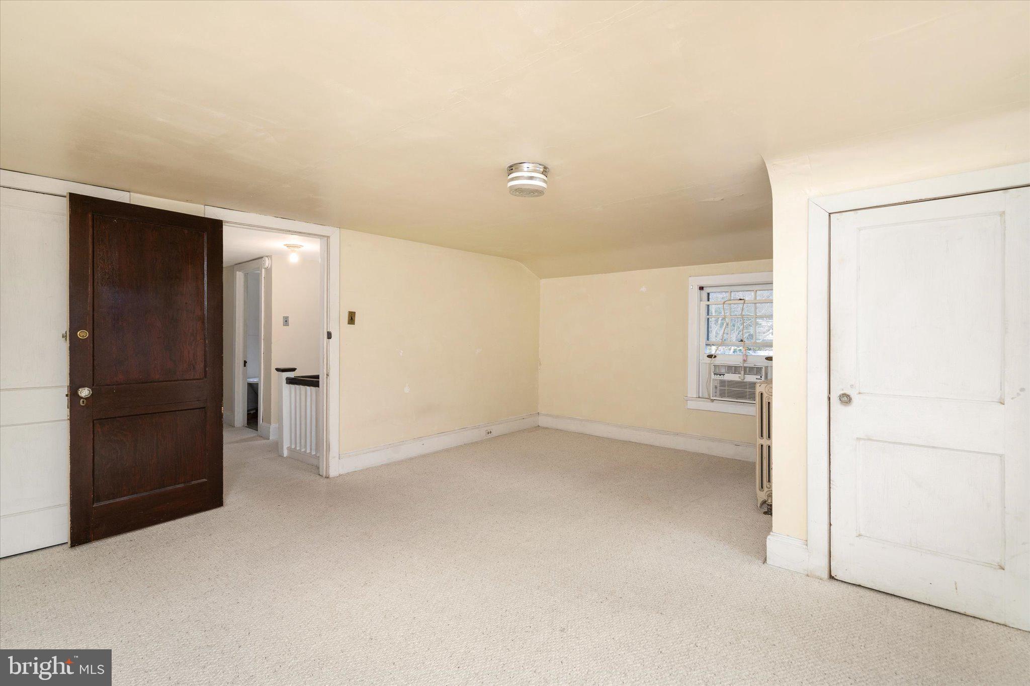 4 Morningside Drive Trenton, NJ 08618 - Photo 24 of 34 3rd floor bed