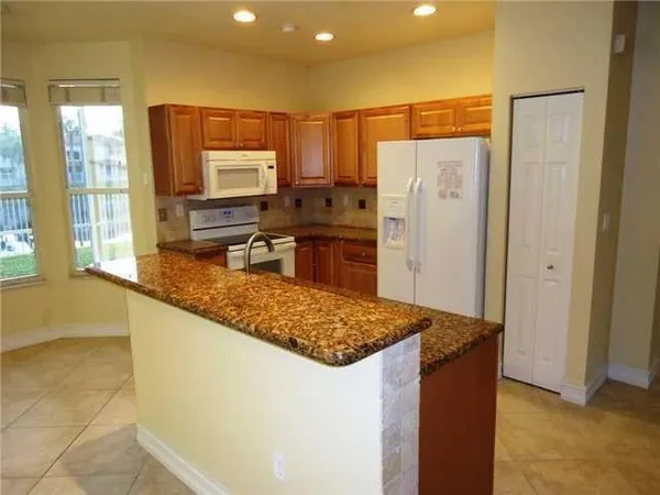 $3,500 | 5401 Northwest 49th Court, Coconut Creek, FL 33073