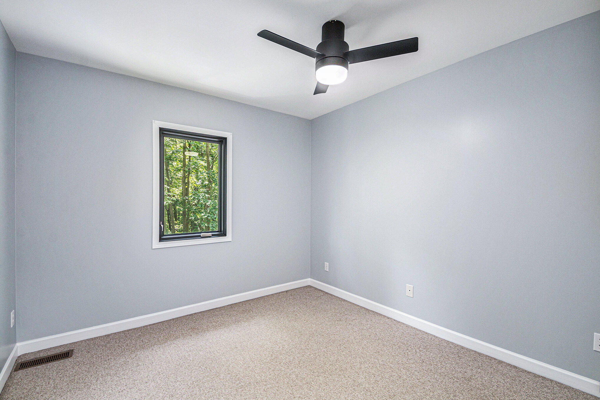6000 Cascade Road Southeast Grand Rapids, MI 49546 - Photo 27 of 48 027_img_4937