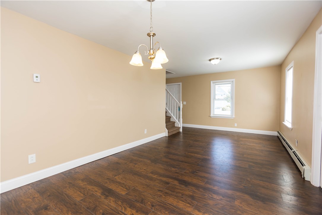 18 Knowles Street Pawtucket, RI 02860 - Photo 4 of 33 Gallery Image 4
