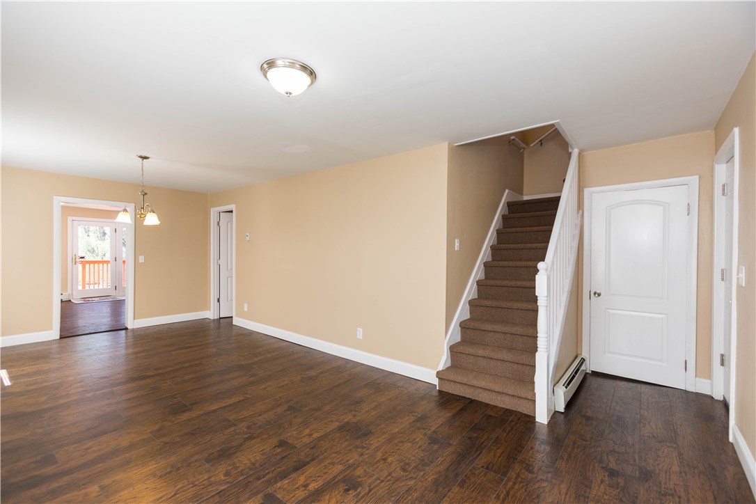 18 Knowles Street Pawtucket, RI 02860 - Photo 8 of 33 Gallery Image 8
