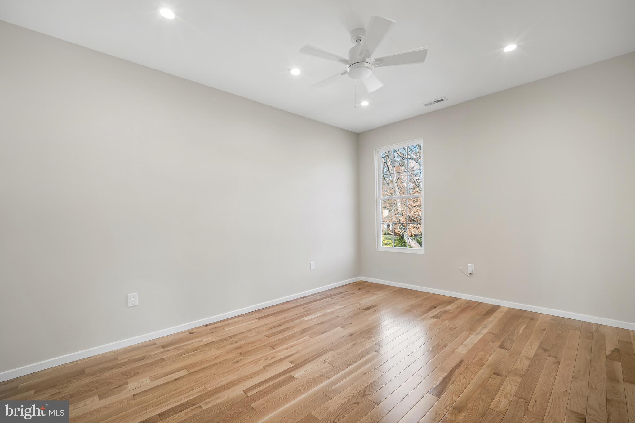 1066 Bristol Road Southampton, PA 18966 - Photo 23 of 37