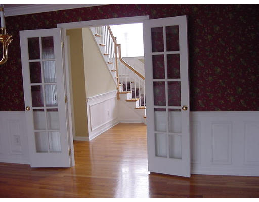 6 Whitridge Road Natick, MA 01760 - Photo 8 of 12 Gallery Image 8