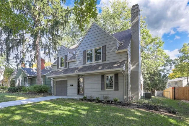 $535,000 | 6709 Cherry Street, Kansas City, MO 64131