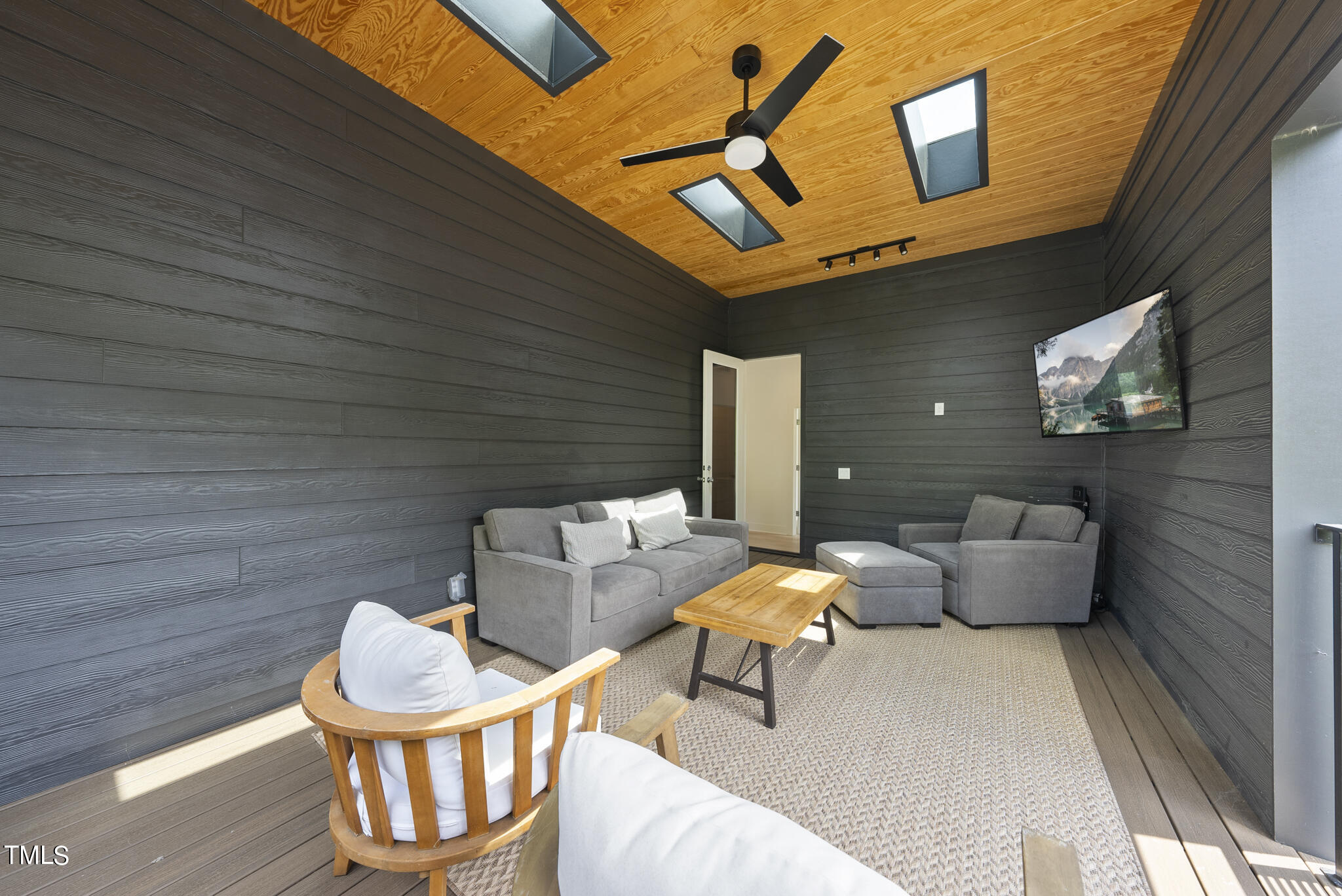 1012 Parker Street Raleigh, NC 27607 - Photo 28 of 39 a patio outdoor space with patio furniture