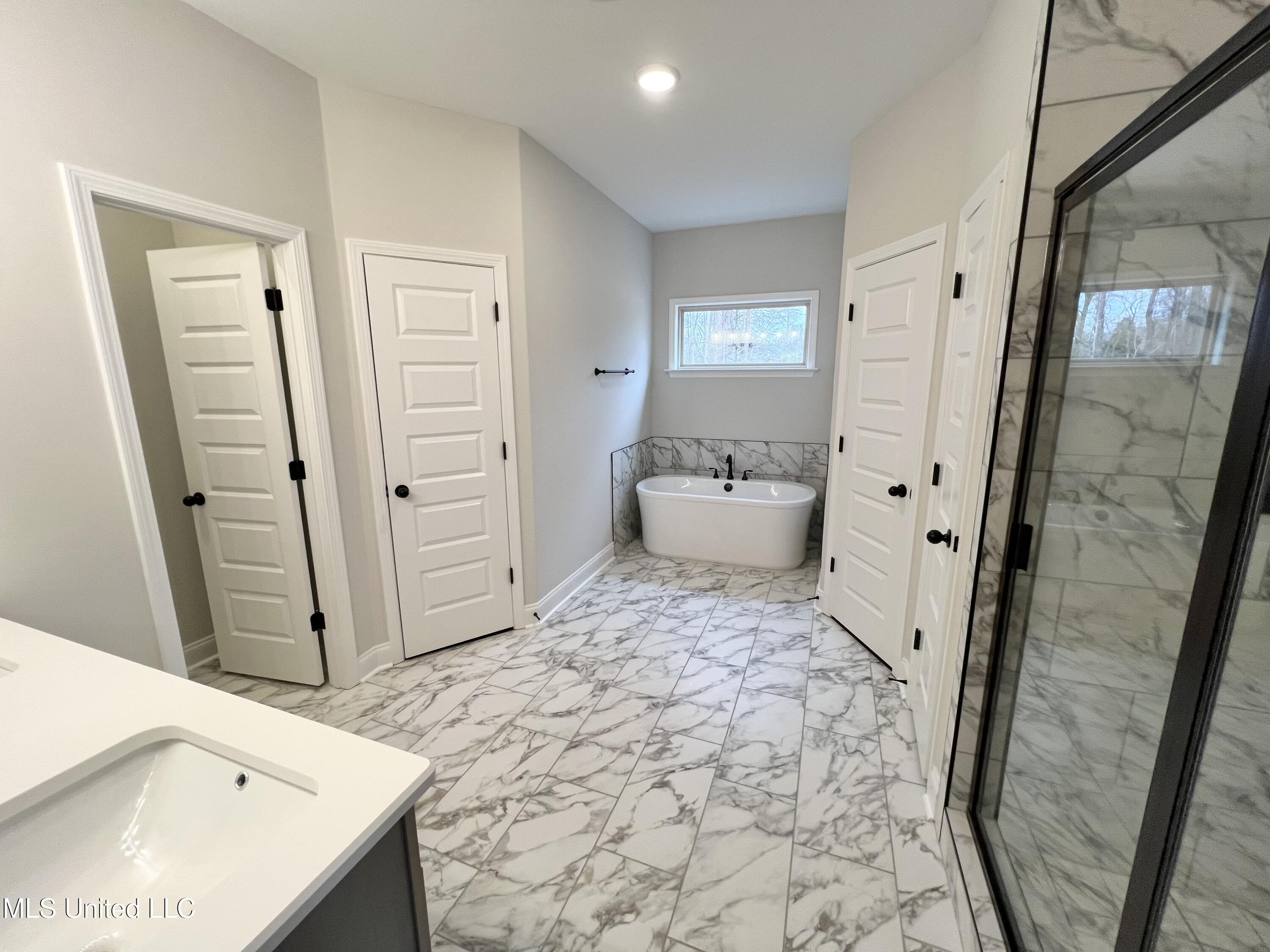 2466 Scott Mdws Lane Hernando, MS 38632 - Photo 17 of 25 IMG_5646