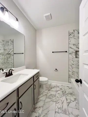 $419,900 | 2466 Scott Mdws Lane, Hernando, MS 38632