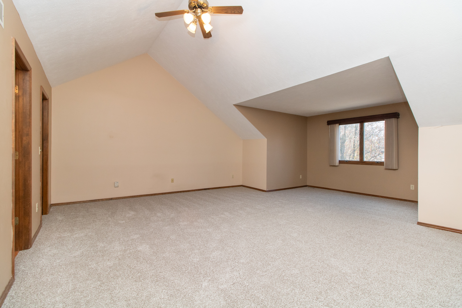 2507 Park Ridge Road Bloomington, IL 61704 - Photo 21 of 41 Gallery Image 21