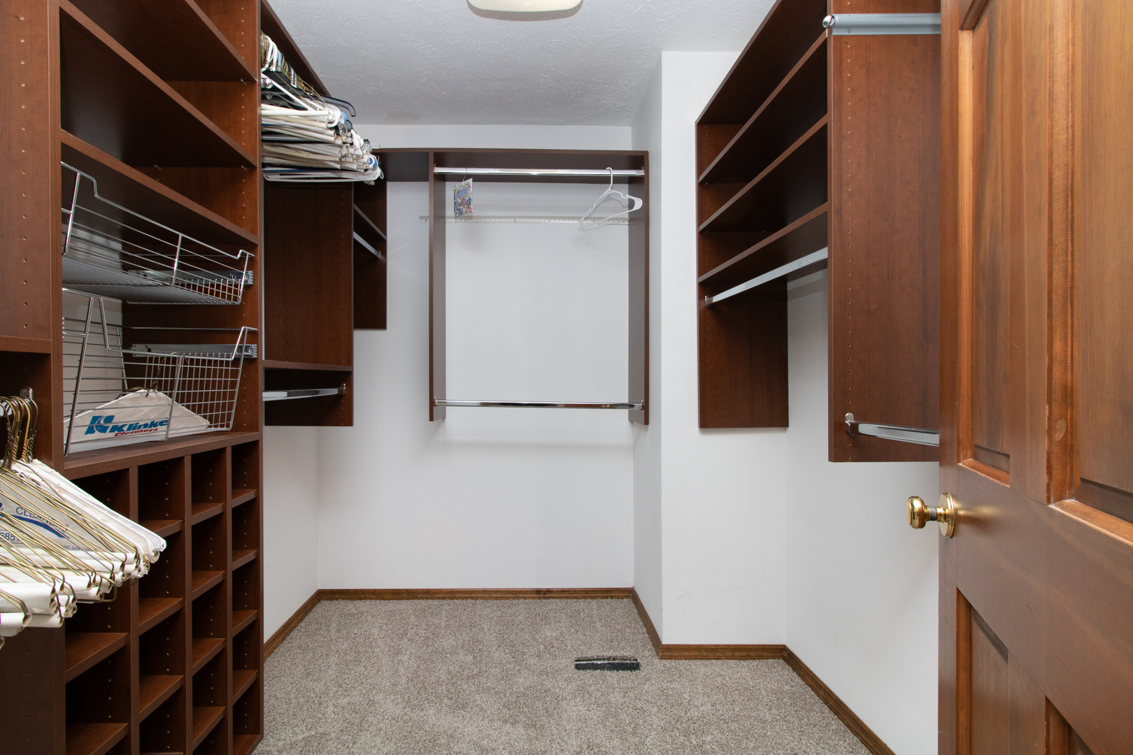2507 Park Ridge Road Bloomington, IL 61704 - Photo 23 of 41 Gallery Image 23