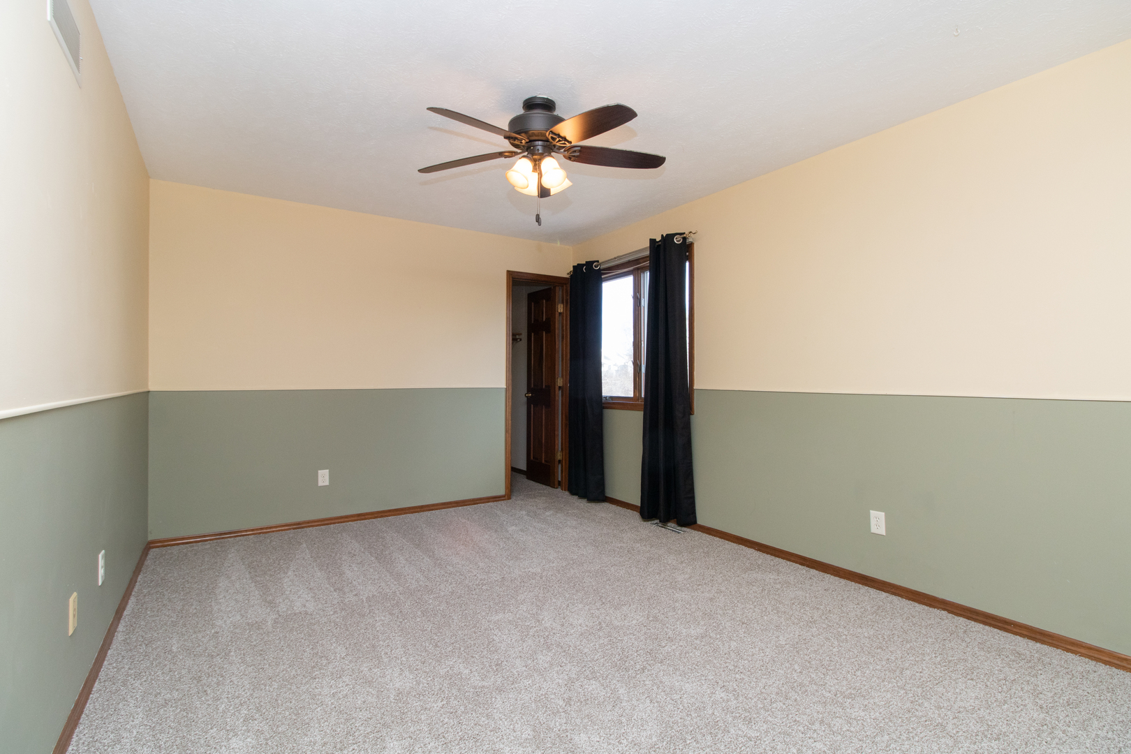 2507 Park Ridge Road Bloomington, IL 61704 - Photo 25 of 41 Gallery Image 25