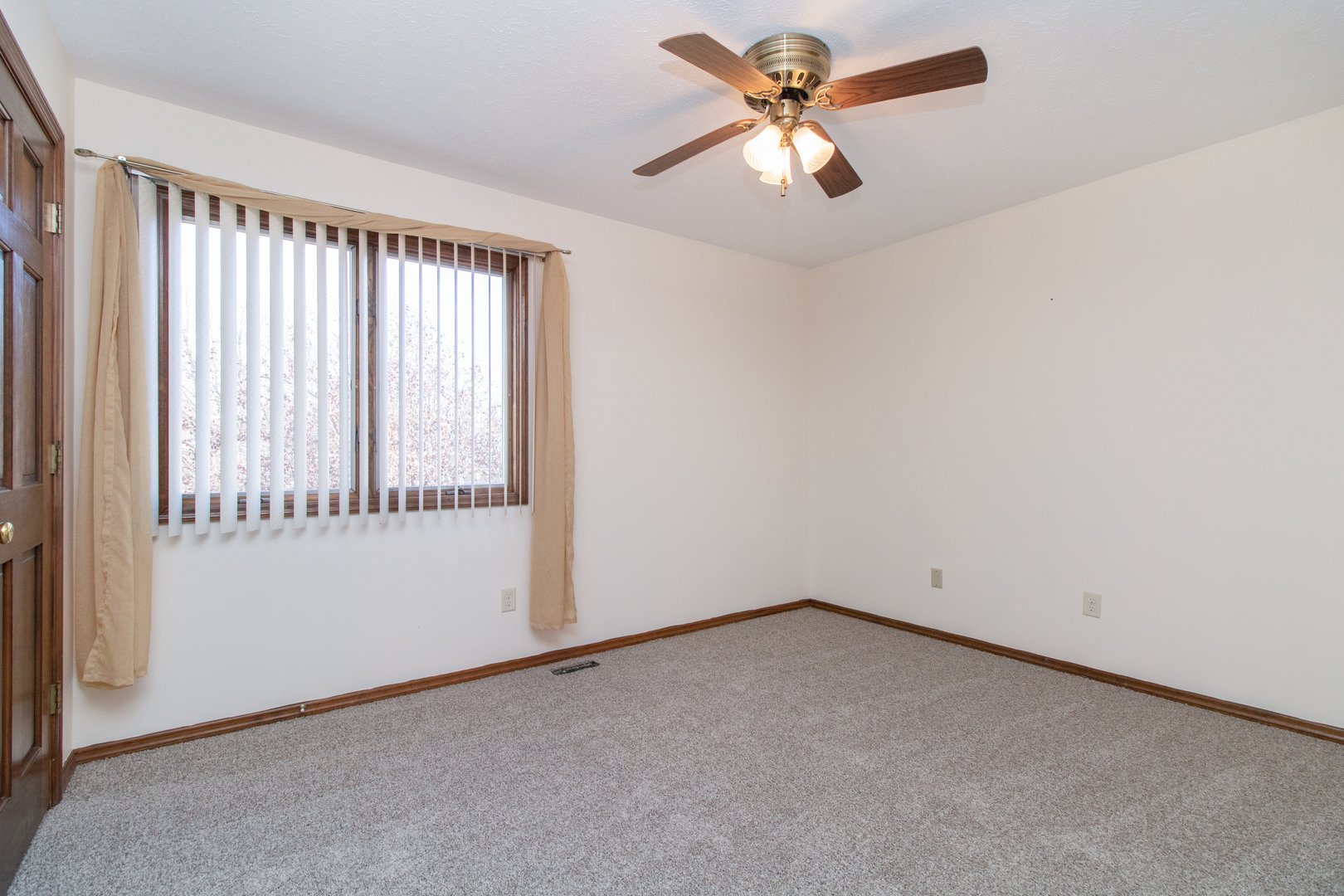 2507 Park Ridge Road Bloomington, IL 61704 - Photo 31 of 41 Gallery Image 31