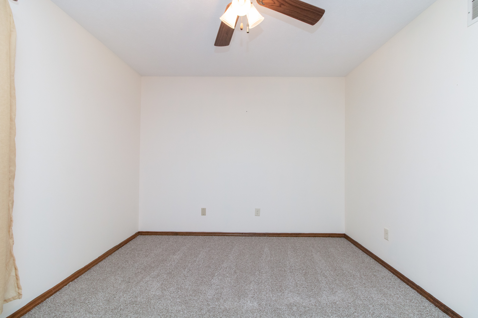 2507 Park Ridge Road Bloomington, IL 61704 - Photo 32 of 41 Gallery Image 32
