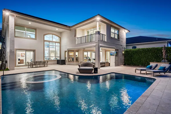 $2,995,000 | 1727 W. Hemingway Drive, Juno Beach, FL 33408